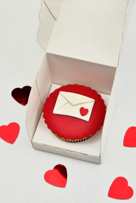 Valentin cupcake 1 BOX - Level  1 890 HUF