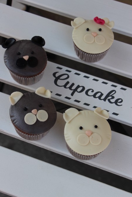 Cica / kutya fej cupcake